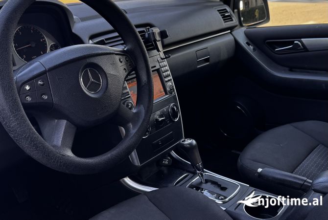 Auto in Vendita  a Durazzo - 3,800 Euro