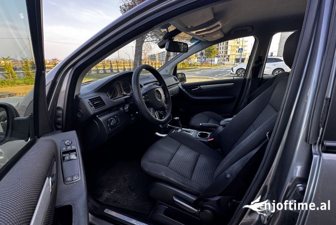 Auto in Vendita  a Durazzo - 3,800 Euro