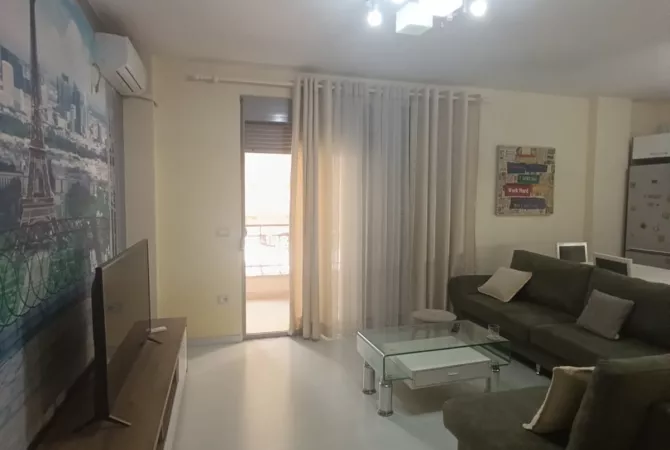 Shtepi me qera Apartament ne Tirane, 1+1, Mobilimi E mobiluar, Pagesa 420  Euro.