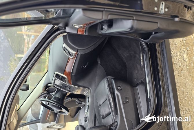 Auto in Vendita  a Tirana - 11,500 Euro