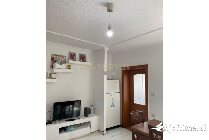 Shtepi ne shitje 1+1 ne Tirane - 77,000 Euro