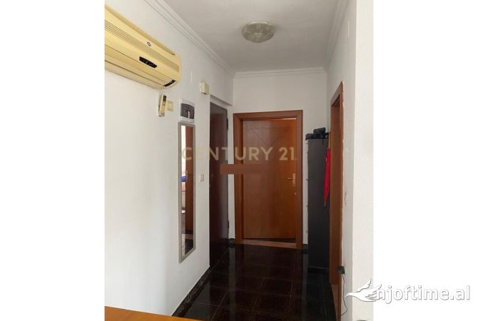 Shtepi ne shitje 1+1 ne Tirane - 77,000 Euro