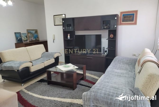 Shtepi me qera 2+1 ne Tirane - 600 Euro