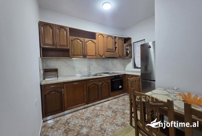 Shtepi me qera 1+1 ne Tirane - 500 Euro