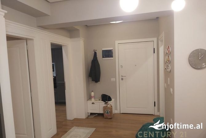 Shtepi me qera 1+1 ne Tirane - 650 Euro