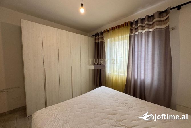 Shtepi me qera 2+1 ne Tirane - 560 Euro