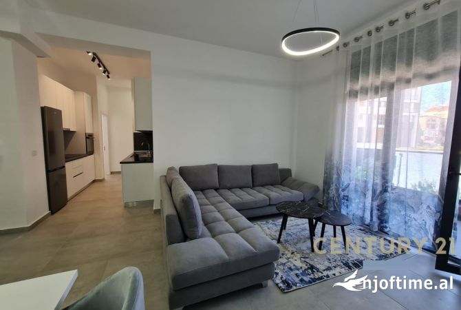Shtepi me qera 3+1 ne Tirane - 700 Euro
