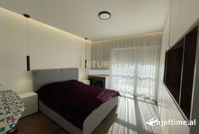 Shtepi me qera 3+1 ne Tirane - 2,000 Euro