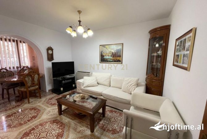 Shtepi me qera Apartament ne Tirane, 2+1, Mobilimi E mobiluar, Pagesa 500  Euro.