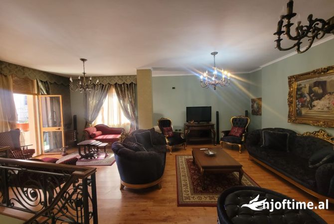 Casa in affitto 3+1 a Tirana - 1,100 Euro