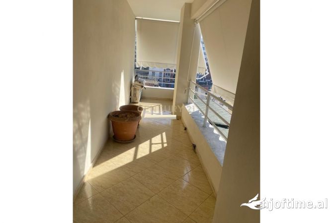 Shtepi ne shitje 2+1 ne Tirane - 165,000 Euro