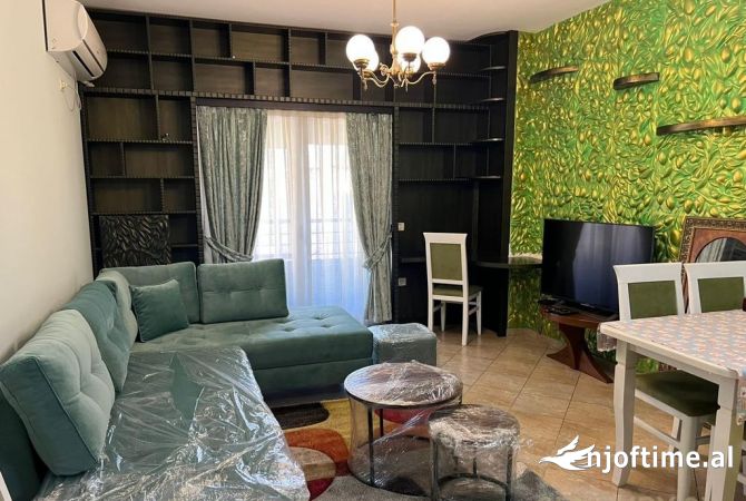 Shtepi me qera 1+1 ne Tirane - 650 Euro