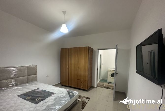 Shtepi me qera 1+1 ne Tirane - 450 Euro