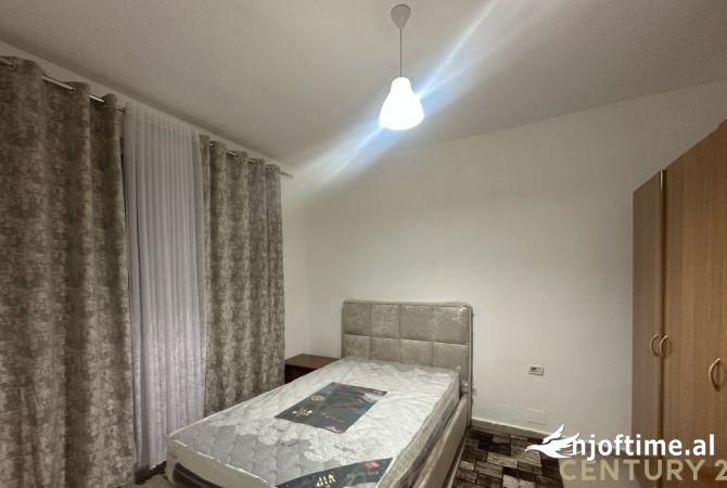 Shtepi me qera 1+1 ne Tirane - 450 Euro