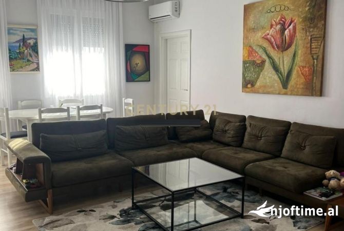 Shtepi me qera Apartament ne Tirane, 2+1, Mobilimi E mobiluar, Pagesa 750  Euro.