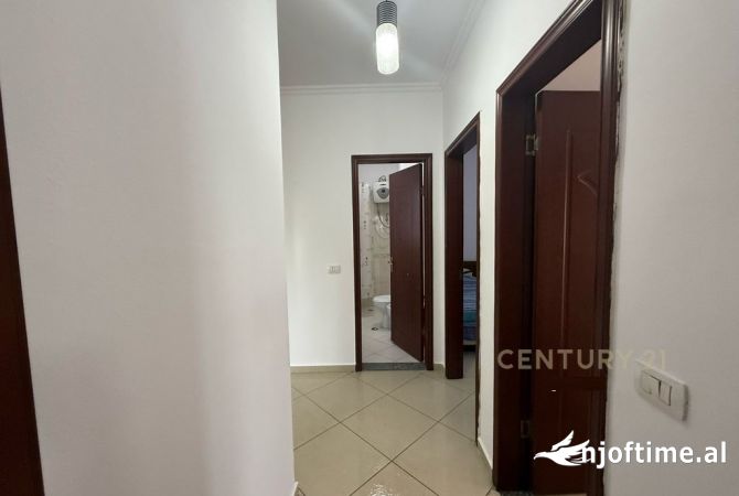 Shtepi me qera 2+1 ne Tirane - 500 Euro