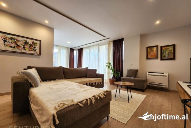 Shtepi me qera 3+1 ne Tirane - 900 Euro