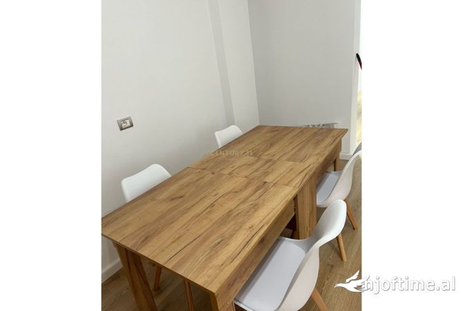Shtepi me qera 1+1 ne Tirane - 490 Euro