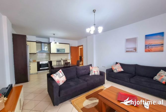 Shtepi me qera 2+1 ne Tirane - 550 Euro