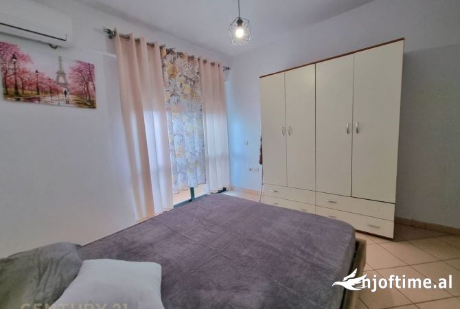 Shtepi me qera 2+1 ne Tirane - 550 Euro