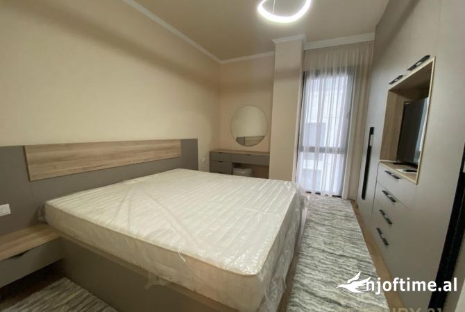 Shtepi me qera 1+1 ne Tirane - 1,000 Euro
