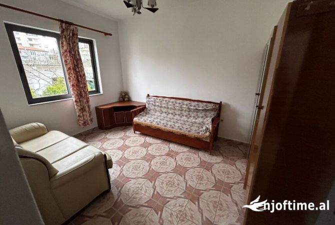 Casa in affitto 3+1 a Tirana - 350 Euro