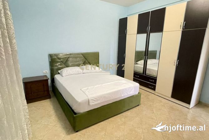 Shtepi me qera 2+1 ne Tirane - 530 Euro