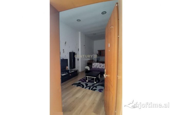 Casa in vendita 1+1 a Tirana - 63,000 Euro