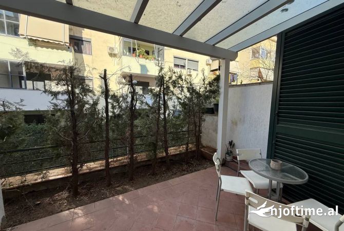 Shtepi me qera Apartament ne Tirane, 2+1, Mobilimi E mobiluar, Pagesa 570  Euro.