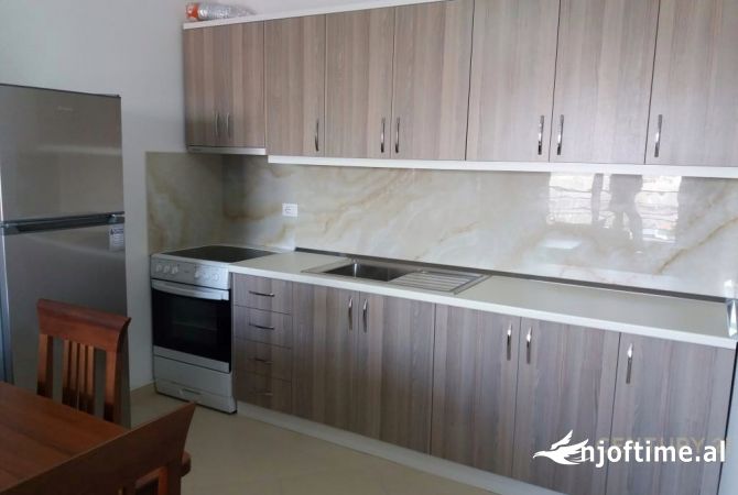 Shtepi me qera 1+1 ne Tirane - 400 Euro
