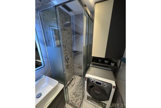 Shtepi ne shitje Apartament ne Tirane, 2+1, Mobilimi E mobiluar, Pagesa 185,000  Euro.