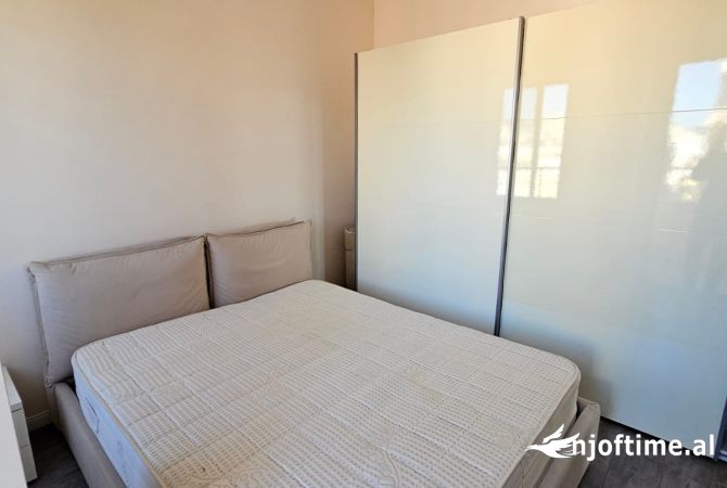 Attic (top floor of the roof) for sale in Durres 3+1, Furnished