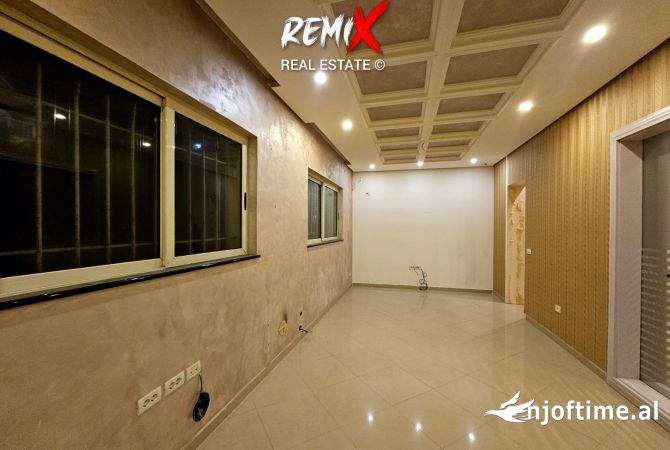 JEPET ME QERA AMBJENT BIZNESI PRANE GJYKATES , DURRES