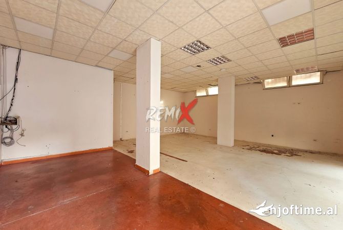 Ambient biznesi me qera 3+1 ne Durres - 650 Euro
