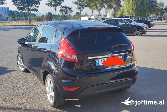 Makina ne shitje  ne Pogradec - 6,000 Euro