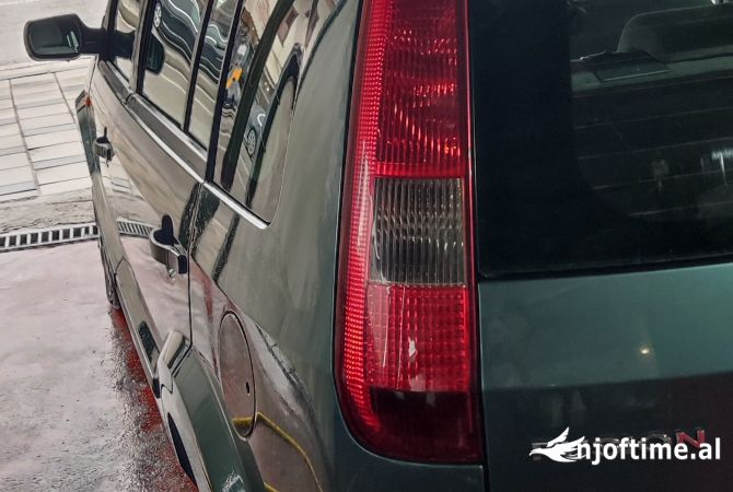 Makina ne shitje ne Tirane, Ford, 2003 Diesel,Kambio Automatik Pagesa 340,000  Leke.