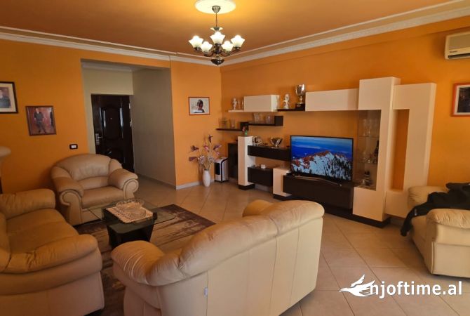 Shtepi me qera 2+1 ne Durres - 550 Euro