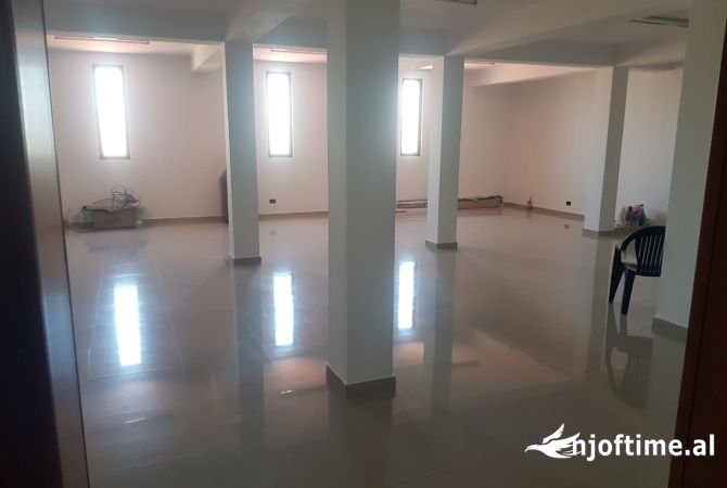 Jepet me Qera Ambient Biznesi ne Spitalle, Durres 