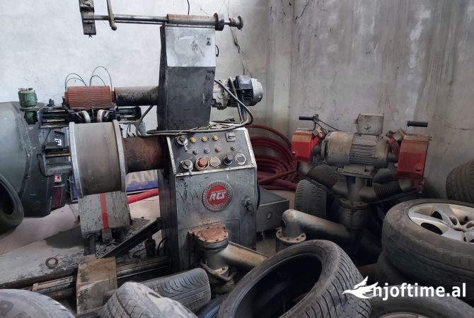 Shitje Pajisje Fabrike Riveshje Gomash - Per Shitje!