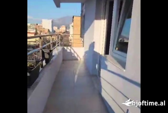 Shtepi me qera Apartament ne Tirane, 2+1, Mobilimi Pjeserisht e mobiluar, Pagesa 500  Euro.