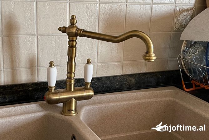 Shtepi me qera Apartament ne Tirane, 2+1, Mobilimi E mobiluar, Pagesa 500  Euro.