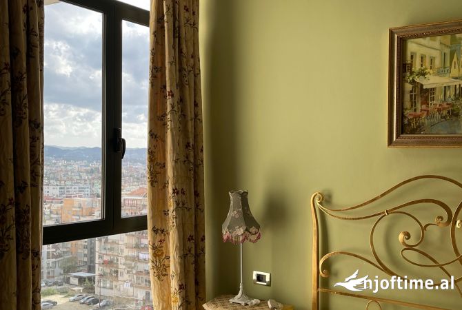 Shtepi me qera Apartament ne Tirane, 2+1, Mobilimi E mobiluar, Pagesa 500  Euro.