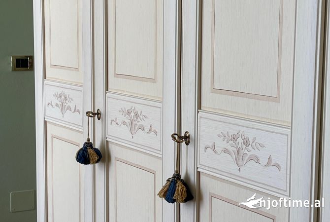 Shtepi me qera Apartament ne Tirane, 2+1, Mobilimi E mobiluar, Pagesa 500  Euro.