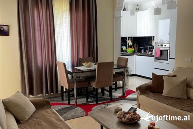 Shtepi ne shitje 1+1 ne Tirane - 85,000 Euro