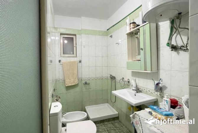 Shtepi ne shitje 1+1 ne Tirane - 85,000 Euro