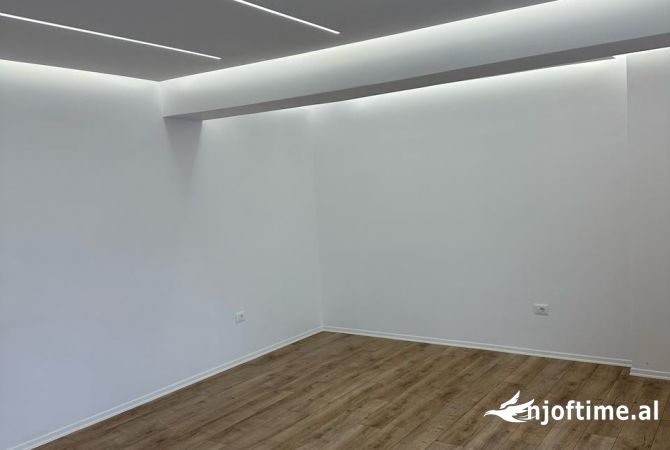 Shtepi ne shitje 1+1 ne Tirane - 130,000 Euro