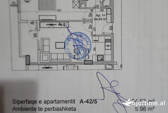Shtepi ne shitje Apartament ne Tirane, 1+1, Mobilimi E mobiluar, Pagesa 100,000  Euro.