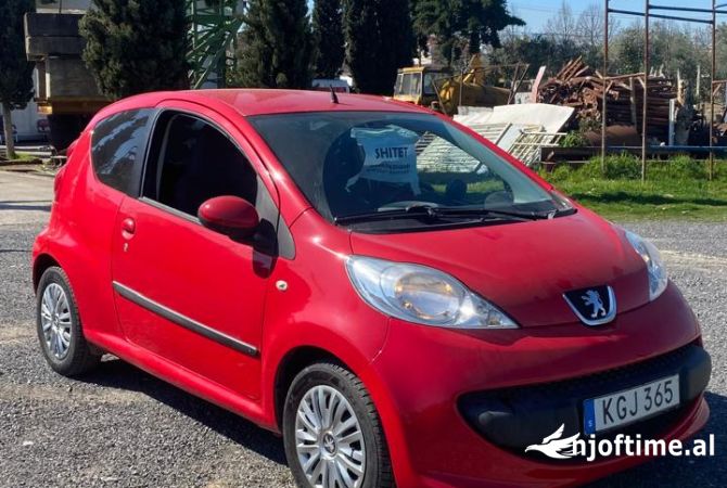 Makina ne shitje ne Tirane - 3,500 Euro