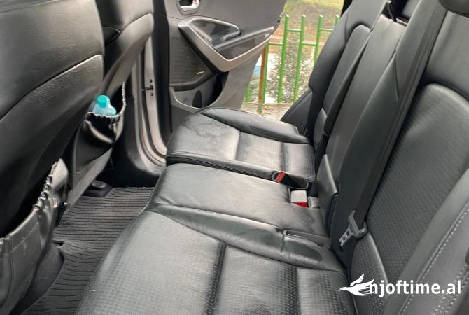 Makina ne shitje ne Tirane, Hyundai, 2012 Diesel,Kambio Automatik Pagesa 1,000,000  Leke.