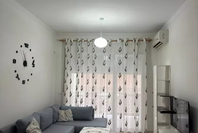 Shtepi me qera 2+1 ne Tirane - 500 Euro